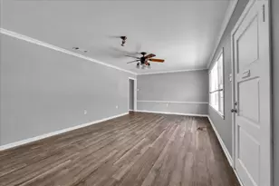 1325 Sunset St, Waco, TX 76710 - Photo 9