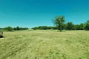 8200 Lipan Hwy, Lipan, TX 76462 - Photo 15