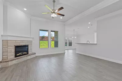 624 Jameson, Springtown, TX 76082 - Photo 7