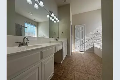 2692 Deer Hollow Drive, Little Elm, TX 75068 - Photo 9