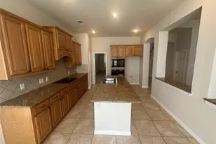 2692 Deer Hollow Dr, Little Elm, TX 75068 - Photo 11