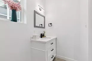 909 Bayonne St, Dallas, TX 75212 - Photo 17