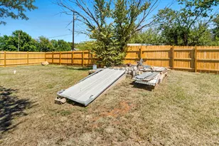 801 Carolina St, Graham, TX 76450 - Photo 31