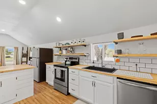 801 Carolina St, Graham, TX 76450 - Photo 11