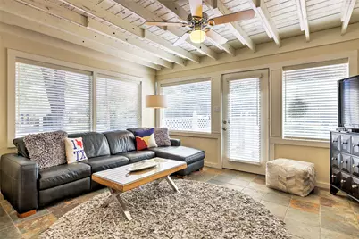 809 E Highway Street, Fredericksburg, TX 78624 - Photo 15