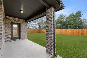 1020 Colgate Cir, Princeton, TX 75407 - Photo 3