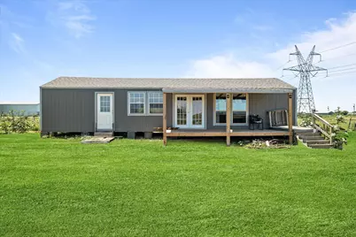 5909 Black Springs Lane, Joshua, TX 76058 - Photo 17