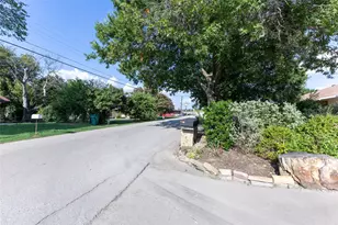 312 Hickerson St, Cedar Hill, TX 75104 - Photo 11