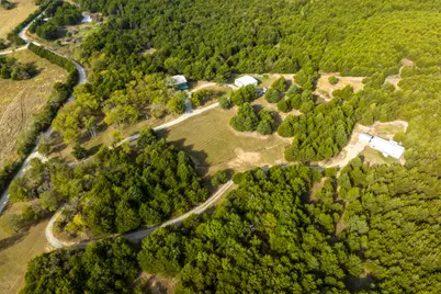 1229 County Road 3105, Bonham, TX 75418 - Photo 33