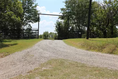 1229 County Road 3105, Bonham, TX 75418 - Photo 21