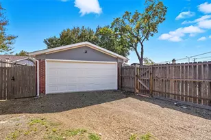 240 N Bryan Pl, Mesquite, TX 75149 - Photo 29