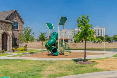 682 Vista Oaks Road, Lewisville, TX 75067 - Photo 33