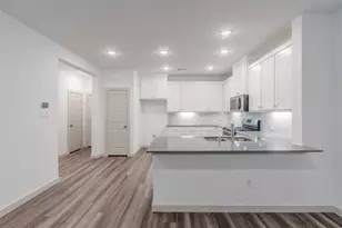 682 Vista Oaks Rd, Lewisville, TX 75067 - Photo 7