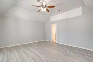 105 Shorewood Pl, Joshua, TX 76058 - Photo 21