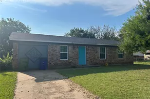 4605 Navajo Trail, Balch Springs, TX 75180 - Photo 1