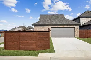 2028 Twisted Tree Ln, Mesquite, TX 75181 - Photo 29