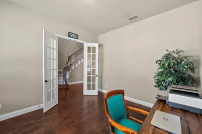 4512 Sunflower Drive, Mansfield, TX 76063 - Photo 9