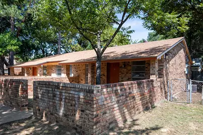 1803 Harry Court #B, Arlington, TX 76012 - Photo 5