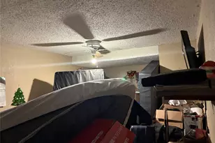 912 Sycamore Terrace, Fort Worth, TX 76104 - Photo 15