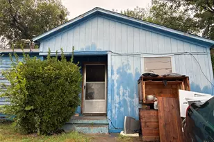 912 Sycamore Terrace, Fort Worth, TX 76104 - Photo 3