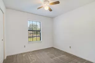 450 Faucett St, Blossom, TX 75416 - Photo 7