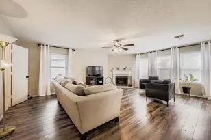 7107 Chambers Creek Ln, Arlington, TX 76002 - Photo 3