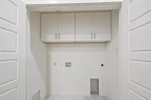 2610 Kimsey Dr, Dallas, TX 75235 - Photo 17