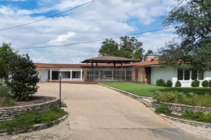 616 W Baylor St, Weatherford, TX 76086 - Photo 37