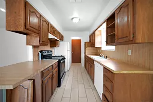 147 Hillcrest St, Jacksboro, TX 76458 - Photo 5