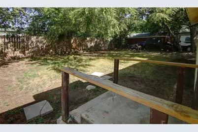 910 Liberty Street, Weatherford, TX 76086 - Photo 15