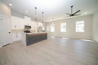 101 S Getzendaner Street, Waxahachie, TX 75165 - Photo 3