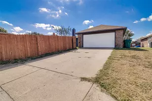 705 Crenshaw Dr, Cedar Hill, TX 75104 - Photo 29