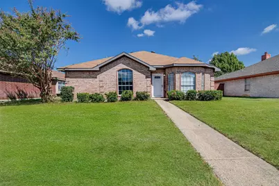 705 Crenshaw Drive, Cedar Hill, TX 75104 - Photo 1