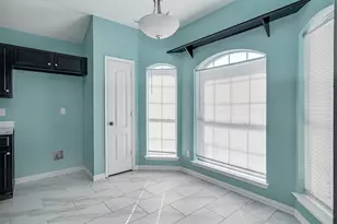 705 Crenshaw Dr, Cedar Hill, TX 75104 - Photo 9