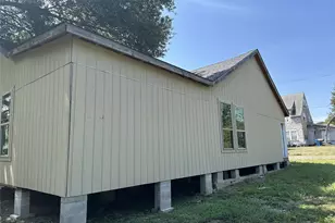 401 E Hopkins St, Mexia, TX 76667 - Photo 5