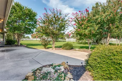 9020 Kingston Drive, Denton, TX 76207 - Photo 33