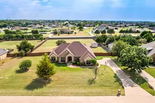 5830 Shiloh Forest Dr, Midlothian, TX 76065 - Photo 1