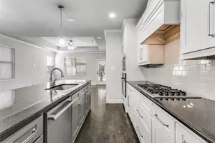 2221 Churchill Loop, Grapevine, TX 76051 - Photo 9