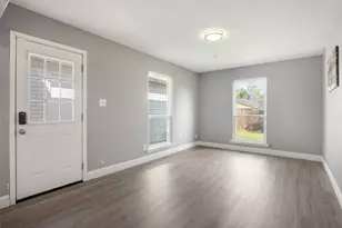 4924 Wagner Dr, The Colony, TX 75056 - Photo 7