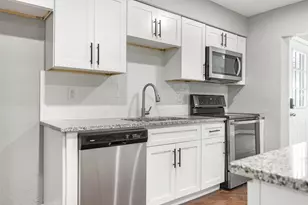 4924 Wagner Dr, The Colony, TX 75056 - Photo 5