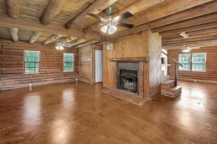 302 E Center St, Lorena, TX 76655 - Photo 5