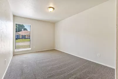 1025 Opal Drive, DeSoto, TX 75115 - Photo 27