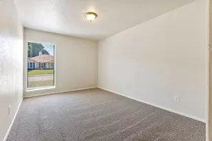 1025 Opal Dr, DeSoto, TX 75115 - Photo 27