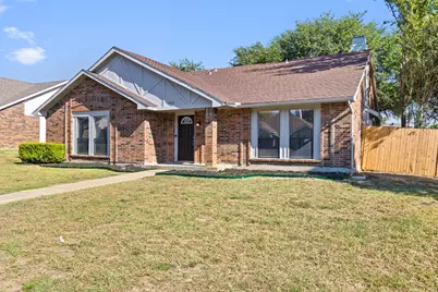 1025 Opal Drive, DeSoto, TX 75115 - Photo 3