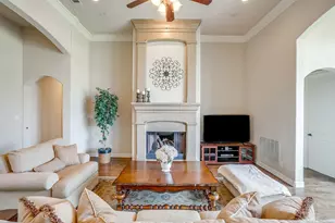 13041 Stacey Valley Dr, Azle, TX 76020 - Photo 7