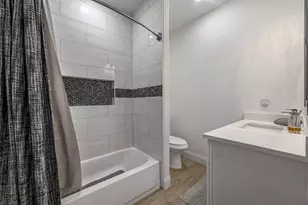 2819 Steepleridge Cir, Granbury, TX 76048 - Photo 15