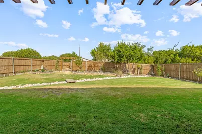 2819 Steepleridge Circle, Granbury, TX 76048 - Photo 3