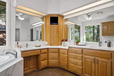 8300 Jonquil Drive, Waco, TX 76708 - Photo 23