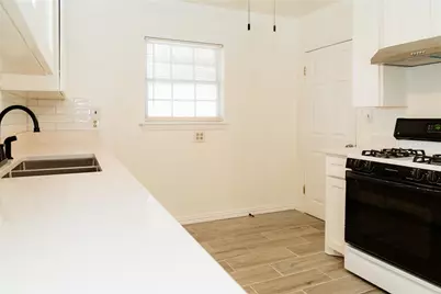 3512 Willing Avenue, Fort Worth, TX 76110 - Photo 9