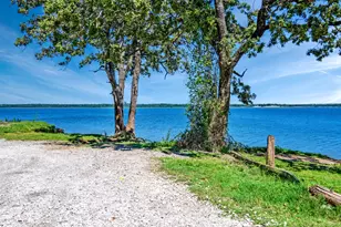 241 Robin Hood Rd, Gordonville, TX 76245 - Photo 1